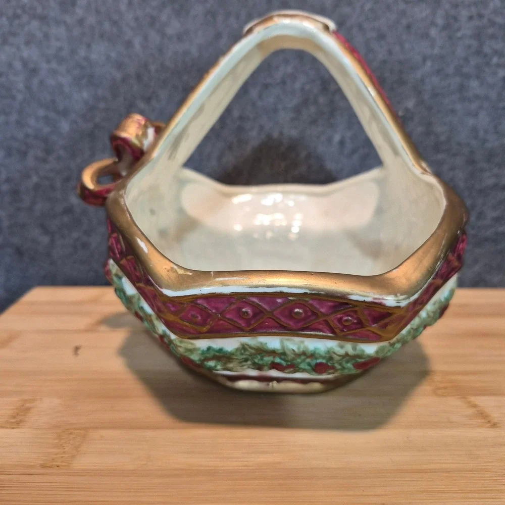 VTG Ceramic Holiday Basket Fitz & Floyd Style 90s kitsch cottage 80s nostalgia